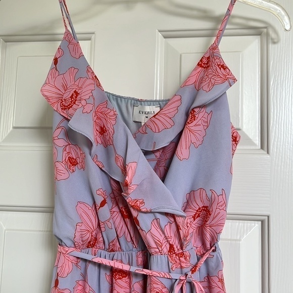 Women’s tropical print lavender and pink high low wrap style dress. NWT Size M. - Picture 2 of 5